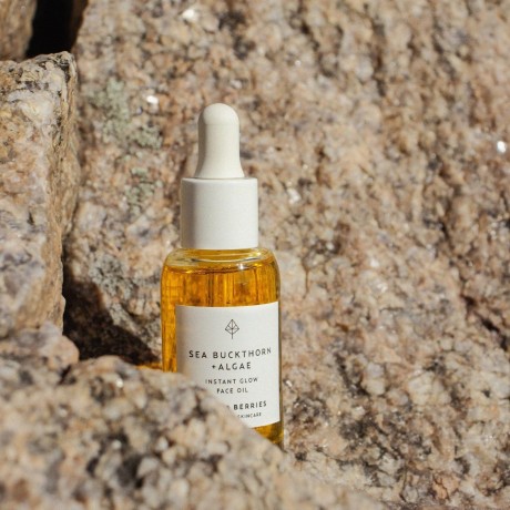 Bjork  Berries Sea Buckthorn & Algae Instant Glow Face Oil  Мгновенное сияющее масло для лица с облепихой и водорослями
