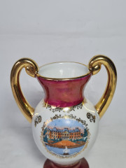 Ваза винтажная Limoges France "Замок Люневиль" с 2 ручками, среднего размера, фарфор, 15.5 см, Франция, 1960-70гг.