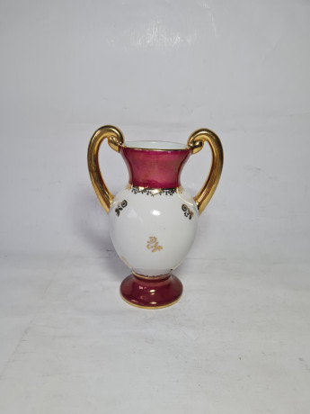 Ваза винтажная Limoges France "Замок Люневиль" с 2 ручками, среднего размера,  фарфор, 15.5 см, Франция, 1960-70гг.