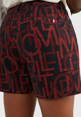 Tommy Hilfiger ADAPTIVE LOGO  Shorts regatta red multi АДАПТИВНЫЙ ЛОГОТИП — шорты регата красный мульти