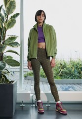 Nike Sportswear WMNS DUNK HIGH ESO Sneaker high dynamic berry/grand purple/pilgrim/pearl white WMNS DUNK HIGH ESO Высокие кроссовки женские динамичный ягодный/гранд-фиолетовый/пилигрим/жемчужно-белый