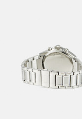 Tommy Hilfiger CASE WITH BEZEL DIAL BRACELET Chronograph watch silver-coloured КОРПУС С БЕЗЕЛЕМ БРАСЛЕТ Часы с хронографом серебристый