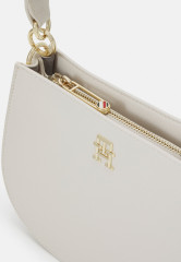 Tommy Hilfiger LIFE MED CROSSOVER Across body bag weathered white LIFE MED CROSSOVER Сумка через плечо выветрившийся белый