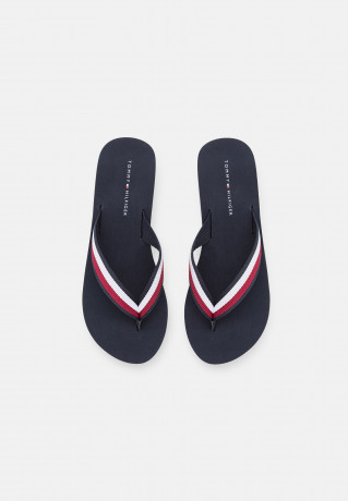 Tommy Hilfiger ESSENTIAL CORP  T-bar sandals red/white/blue ESSENTIAL CORP Сандалии с Т-образной перемычкой красный/белый/синий