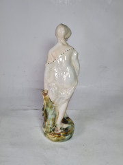 Статуэтка винтажная LUX Alba-Iulia &quot;Женщина с цветами&quot;, фарфор, 20,5 x 6 см, Румыния, 1960-1970гг.