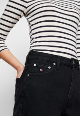 Tommy Hilfiger TOMMY HILFIGER X SHAWN MENDES Denim shorts hero black TOMMY HILFIGER X SHAWN MENDES Джинсовые шорты черный герой