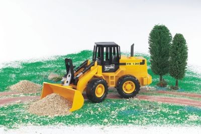 Bruder BRUDER 02425 PS  Gelenkradlader FR 130 Колесный погрузчик с шарнирно-сочлененной рамой BRUDER 02425 PS FR 130