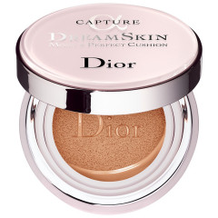 DIOR (Диор) CAPTURE DREAMSKIN  - Moist &amp; Perfect Cushion SPF 50 - PA+++ Foundation Globale Anti-Aging Pflege, 30 g