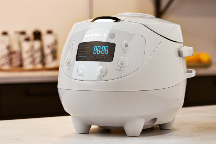 Reishunger Reishunger Reiskocher Digitaler Mini Reiskocher, 350 W, Dampfeinsatz, Messbecher, Reisloffel, Timer- und Warmhaltefunktion Grau Рисоварка Reishunger цифровая мини-рисоварка, 350 Вт, паровая вставка, мерный стакан, ложка для риса, таймер и функц