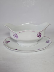 Соусник винтажный KPM, белый фарфор с фиолетовым цветочным декором, 21 x 14,5 x 9,5 см, Германия, 1960-70гг.