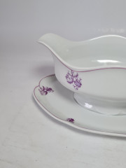 Соусник винтажный KPM, белый фарфор с фиолетовым цветочным декором, 21 x 14,5 x 9,5 см, Германия, 1960-70гг.