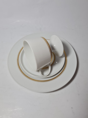 Rosenthal Bavaria, дизайнер Tapio Wirkkala Элегантное винтажное трио с золотым узором, Германия, 1960-70гг.