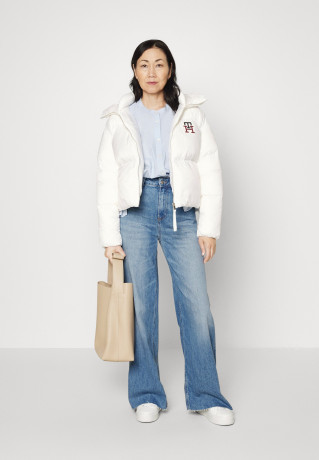 Tommy Hilfiger WIDE LEG Relaxed fit jeans light-blue denim WIDE LEG Джинсы свободного кроя голубой деним