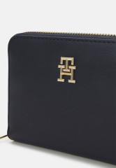 Tommy Hilfiger ICONIC MEDIUM Wallet space blue ICONIC СРЕДНИЙ Бумажник космический синий