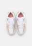 Tommy Hilfiger MODERN PREP RUNNER Trainers white MODERN PREP RUNNER Кроссовки белый