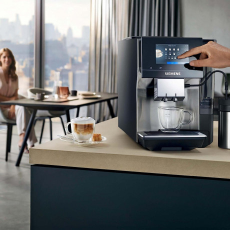 SIEMENS SIEMENS Kaffeevollautomat Kaffeevollautomat EQ.700 App-Steuerung, intuitives Full-Toch Display, Kaffeeautomat Cafemaschine Kaffeemaschine mi Mahlwerk Vollautomat Cafe Полностью автоматическая кофемашина SIEMENS EQ.700, управление через приложение