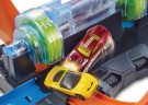 Mattel Hot Wheels Korkenzieher-Crash Trackset inkl. 1 Spielzeugauto Набор гоночных треков Hot Wheels, включая 1 игрушечную машинку.