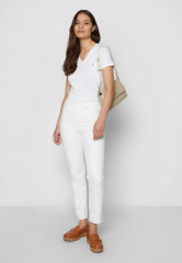 Tommy Hilfiger HERITAGE Basic T-shirt white НАСЛЕДИЕ Базовая футболка белый