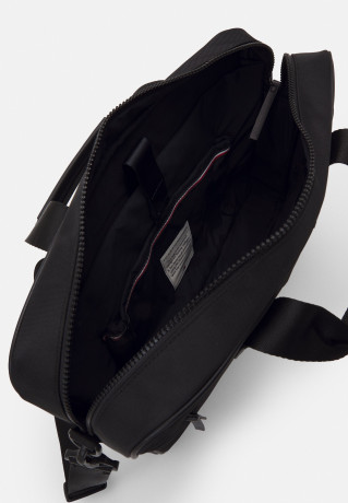 Tommy Hilfiger ESSENTIAL COMPUTER BAG Laptop bag black ESSENTIAL COMPUTER BAG Сумка для ноутбука черный