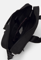 Tommy Hilfiger ESSENTIAL COMPUTER BAG Laptop bag black ESSENTIAL COMPUTER BAG Сумка для ноутбука черный