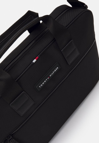 Tommy Hilfiger ESSENTIAL COMPUTER BAG Laptop bag black ESSENTIAL COMPUTER BAG Сумка для ноутбука черный