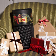 Lakrids by Buelow Large Adventskalender, Lakrids by Buelow Large большой премиальный адвент-календарь 2026 с лакрицей в шоколаде, 690 г