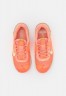 Nike Performance METCON 7 Sneaker low crimson bliss/sail/total orange/pearl white/goldtone/plum fog METCON 7 кроссовки женские низкие crimson bliss/парус/total оранжевый/жемчужно-белый/золотистый/сливовый туман