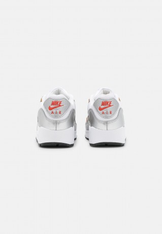 Nike Sportswear AIR MAX 90 SE Sneaker low white/metallic gold/metallic silver/black/habanero red AIR MAX 90 SE Низкие кроссовки женские белый/золотой металлик/серебристый металлик/черный/красный хабанеро
