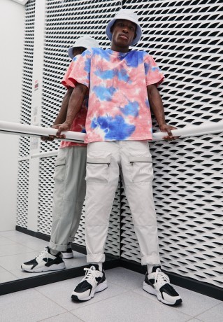 Nike Sportswear AIR HUARACHE UNISEX Sneaker low black/white AIR HUARACHE UNISEX Низкие кроссовки женские черно-белый