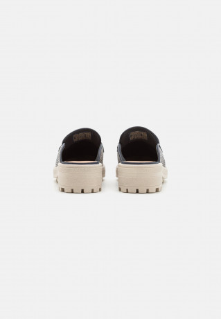 Tommy Hilfiger MULE LOAFER Mules space blue МУЛОВЫЕ ЛОФЕРЫ Мюли космический синий