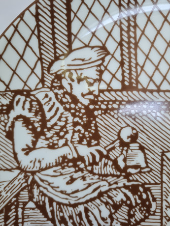 Декоративная тарелка винтажная Johann Seltmann Vohenstrauß Bavaria, фарфор с рисунком в коричневых тонах, 24 x 2,5 см, Германия, 1989г.