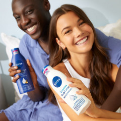 NIVEA Reichhaltige Body Milk, 400 ml, Нивеа Молочко для тела, гиалуроновая кислота и миндальное масло, 72ч увлажнение, 400 мл