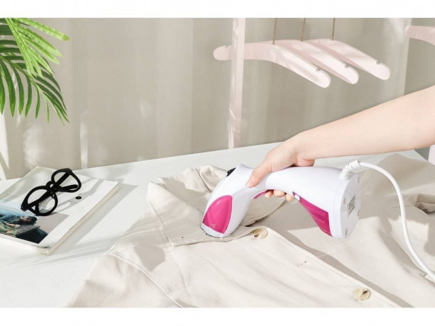 SWISS PRO+ SWISS PRO+ Dampfburste Dampfglatter 1100W-200ml tragbares Handbugeleisen fur Reise Zuhause, 1100 W Blau SWISS PRO+ паровая щетка Steam Smoother 1100 Вт-200 мл портативный ручной утюг для путешествий дома, 1100 Вт