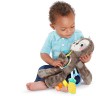 Kids II Slingin’ Sloth Travel Buddy Faultier Pluschtier Slingin&#39; Sloth Travel Buddy плюшевая игрушка-ленивец
