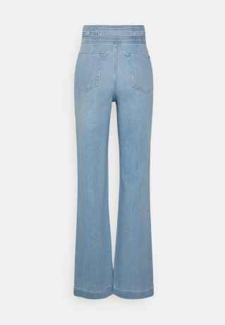 Tommy Hilfiger Straight leg jeans rox Джинсы прямого кроя Рокс