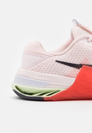Nike Performance METCON 7 Sneaker low light soft pink/cave purple/magic ember/lime ice/iris whisper METCON 7 кроссовки женские низкие светло-розовый/пещерный фиолетовый/магический уголь/лаймовый лед/ирисовый шепот