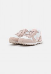 Nike Sportswear INTERNATIONALIST  Sneaker low summit white INTERNATIONALIST Низкие кроссовки женские вершина белая
