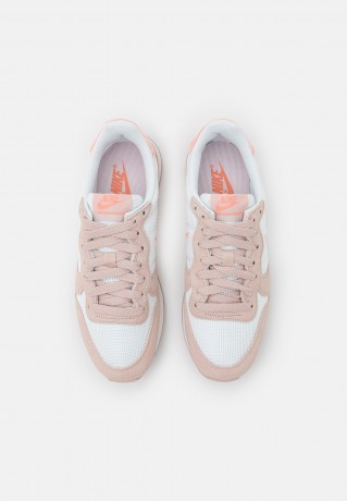 Nike Sportswear INTERNATIONALIST  Sneaker low summit white INTERNATIONALIST Низкие кроссовки женские вершина белая