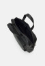 Tommy Hilfiger ESSENTIAL SLIM COMPUTER BAG UNISEX Laptop bag black ESSENTIAL SLIM COMPUTER BAG UNISEX Сумка для ноутбука черный