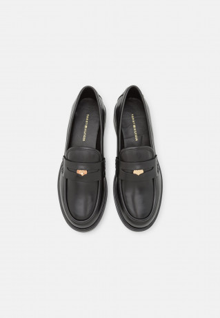 Tommy Hilfiger ICONIC LOAFER Slip-ons black ICONIC LOAFER Слипоны черный
