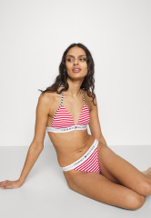 Tommy Hilfiger FIXED FOAM Bikini top  weiss \nweiss FIXED FOAM лиф бикини - белый \nбелый