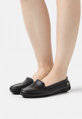Tommy Hilfiger ESSENTIAL CHIC MOCASSIN Moccasins black ESSENTIAL CHIC MOCASSIN Мокасины черный