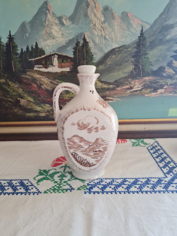 Ulmer Keramik Винтажный керамический кувшин с пробкой для вина в коричнево-белых тонах "Сбор урожая винограда", 21см x 12см, Германия, 1960-70гг.