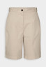 Tommy Hilfiger BERMUDA Shorts light sandalwood шорты-бермуды светлое сандаловое дерево