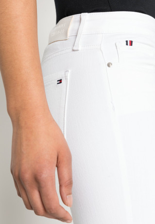 Tommy Hilfiger FLEX COMO Jeans Skinny Fit optic white FLEX COMO — Джинсы скинни оптический белый