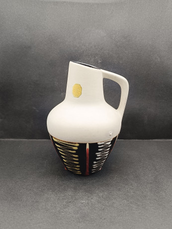 Кувшин винтажный Eckhardt Keramik с черно-красным основанием, керамика, 19 см, Германия, 1970-80гг.