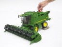 Bruder BRUDER 02132 John Deere Mahdrescher T670i BRUDER 02132 Зерноуборочный комбайн John Deere T670i