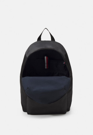 Tommy Hilfiger SKYLINE BACKPACK UNISEX Rucksack black РЮКЗАК SKYLINE UNISEX Рюкзак черный