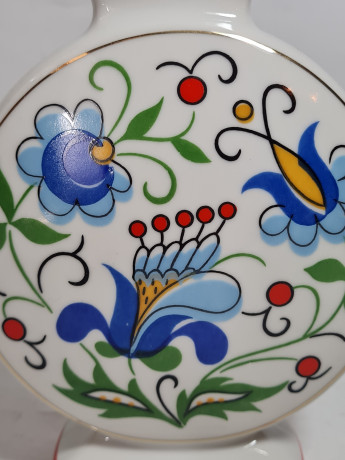 Ваза винтажная Lubiana Poland необычной формы, с сине-красным декором, фарфор, 17 см, Польша, 1960-70гг.