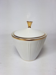 Winterling Roslau Bavaria Сахарница, белый фарфор с позолоченным ободком и рельефным узором, 10 x 8,5 см, Германия, 1960-70гг.